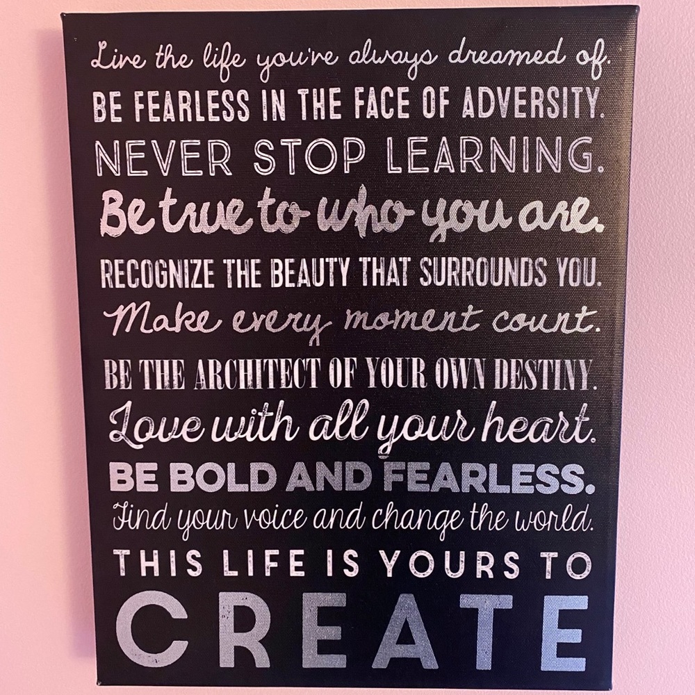 Wall Art 🖤